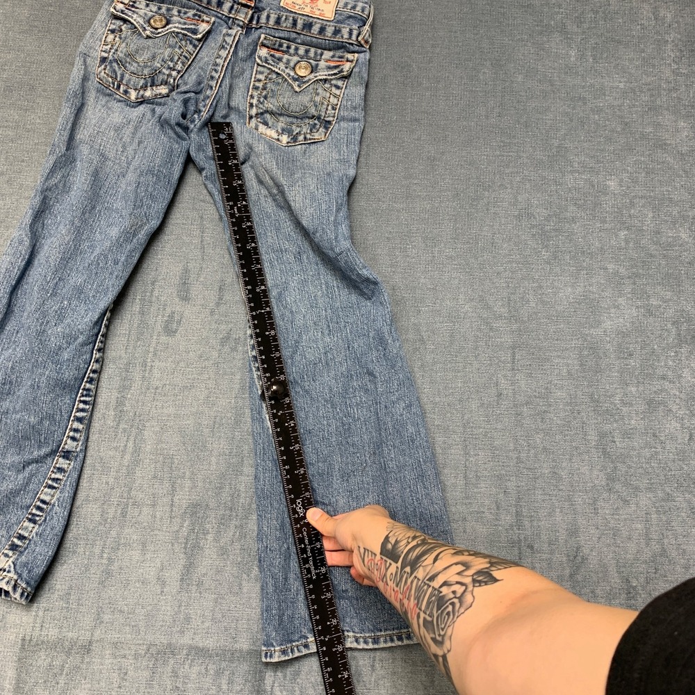 True Religion Jeans Womens 8 Blue Denim Wide Leg Distressed 5 Pockets Zip Fly - Picture 12 of 16